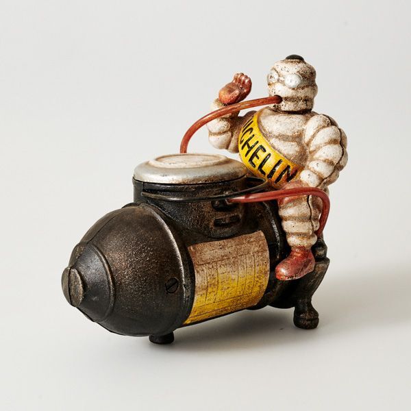 Cast Iron 21cm Michelin Tyre Man & Compressor Man Cave Bar Pub Club Garage Repro