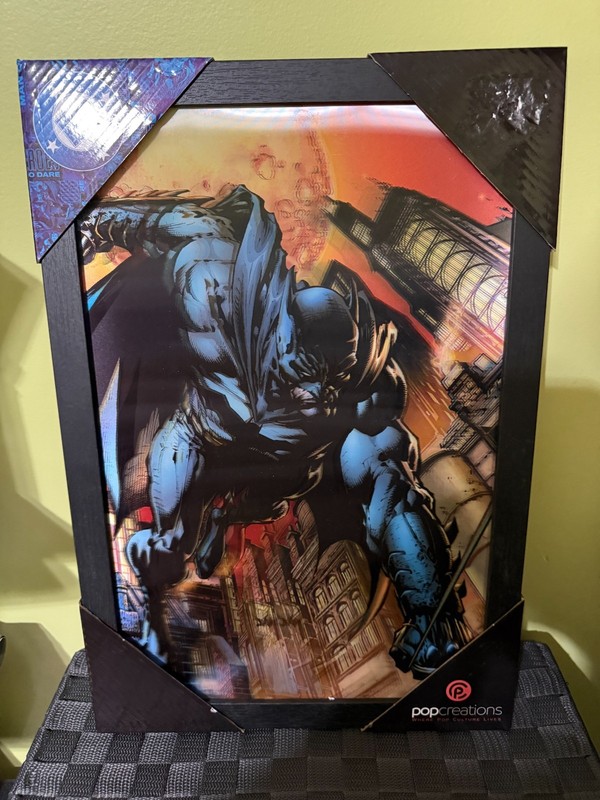 BRAND NEW – Batman Pop Creations New Lenticular (3D Hologram) Picture w/Frame