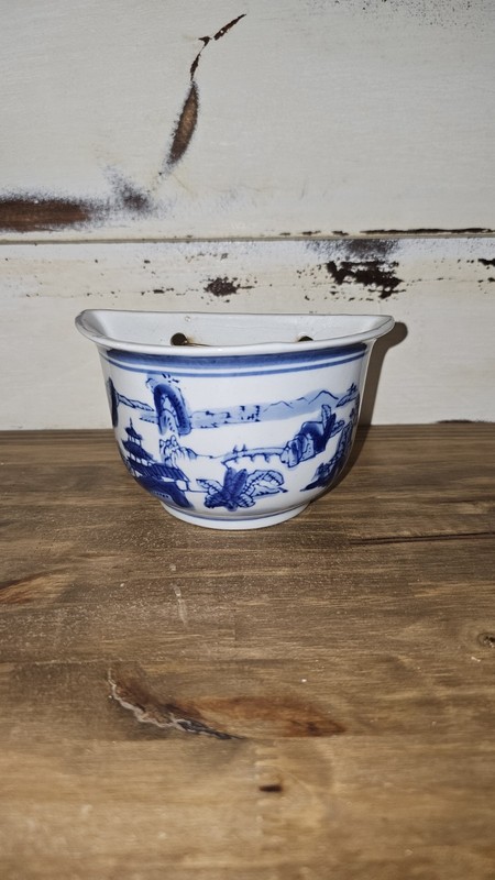 Vtg Blue White Wall Pocket Hand Painted Planter Farmhouse Decor 6in