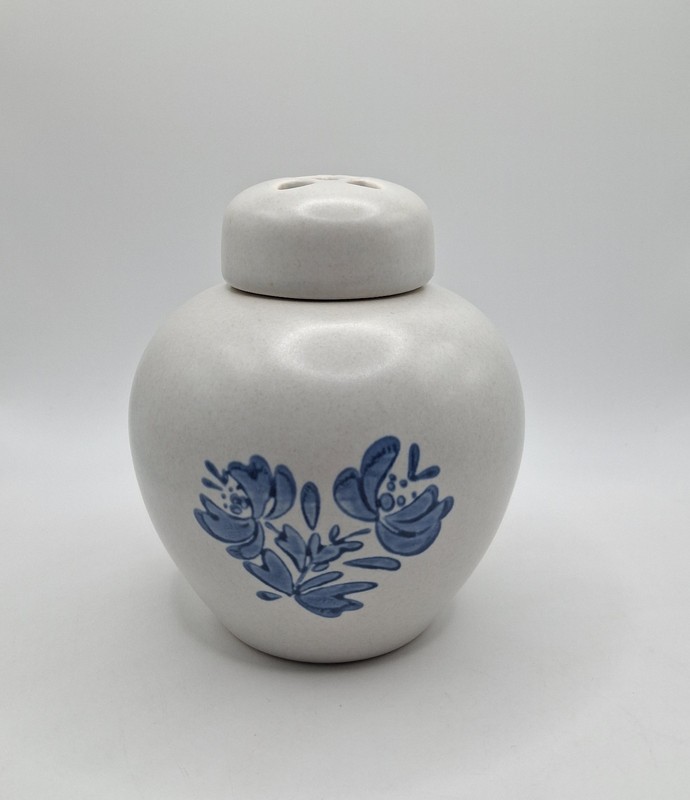 Vintage Ceramic Pfaltzgraff Yorktowne Potpourri Holder Blue