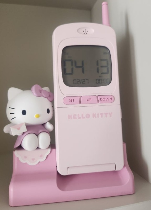Sanrio Hello Kitty Royche Retro Style Table Alarm Clock with Deco-Sticker