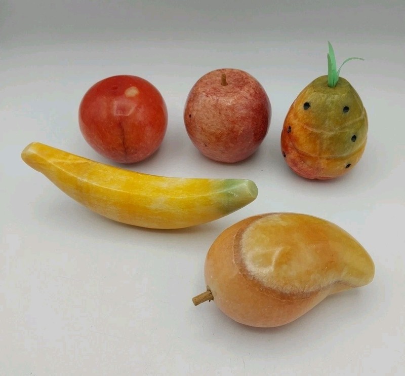 VTG Alabaster Marble Stone Fruit Lot 5 Apple Peach Mango Banana Pineapple Decor