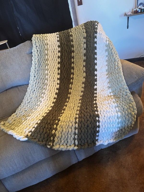 Chunky Knit Striped Textured Sofa Throw Blanket, Green Beige White