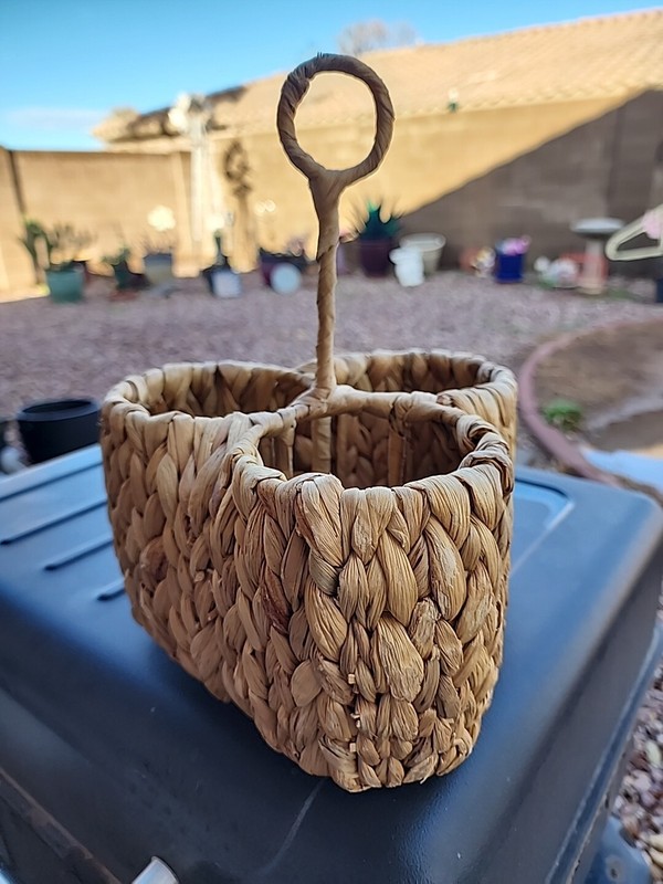 SEAGRASS Hand Woven Basket Caddy Divided Utensil Flatware Desktop Camping Decor