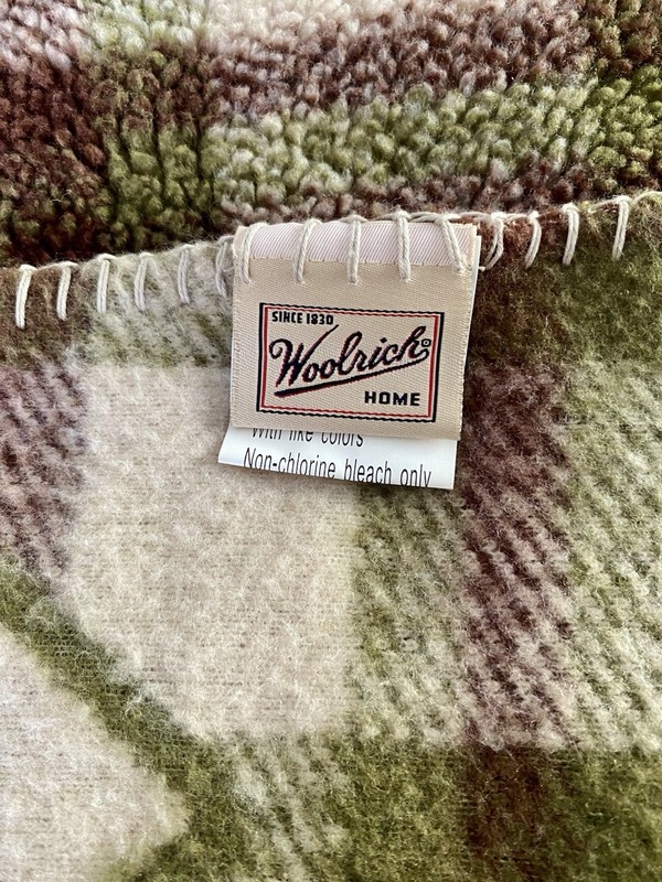 Woolrich Home Green Plaid Fleece Throw Blanket 49x63 Hunting Cabin Lodge Vintage gallery