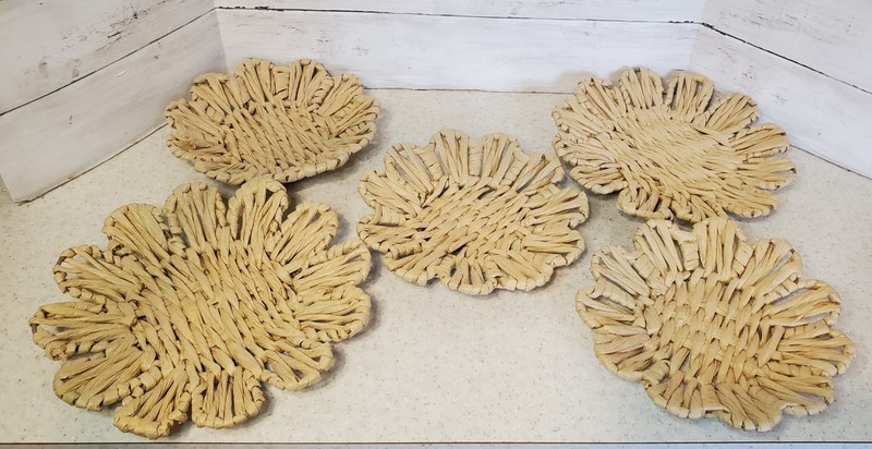 Set of 5 Rattan Flower Wall Decor Woven Raffia Wicker Boho Coastal Farmhouse…