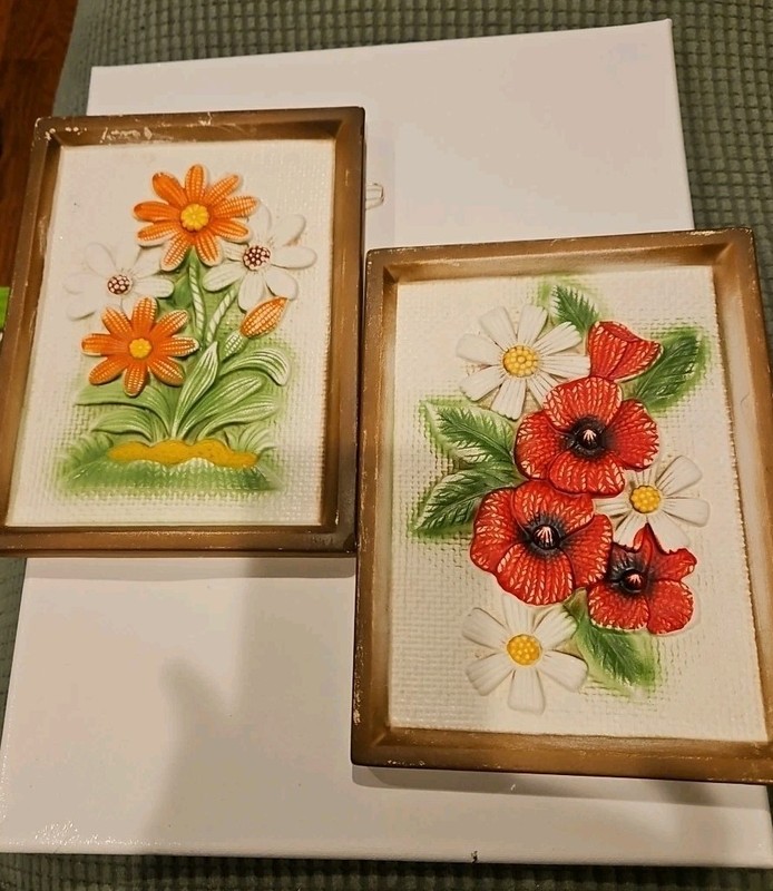 Vintage Wall Plaques W/ Plaster Flowers MCM Retro 8×6 Inches