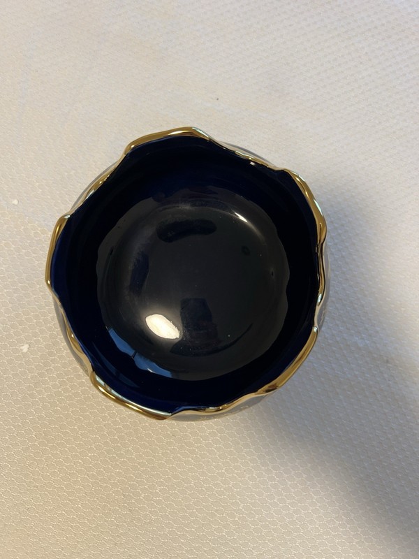 New”Vintage Cobalt Blue Porcelain Footed Bowl Hand Painted Gold Trim 6” Decor gallery