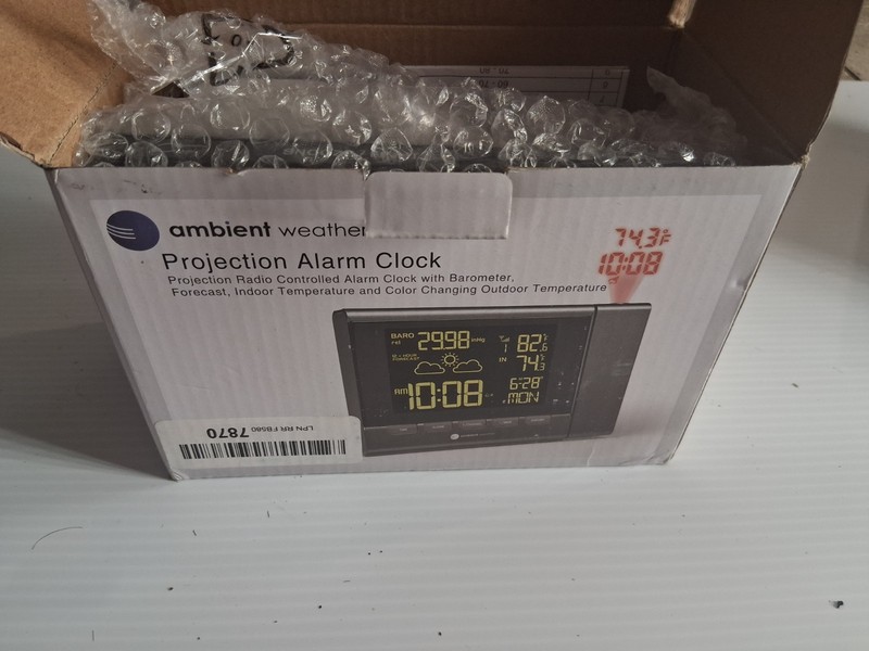 Ambient Weather RC-8401A ClearView Projection Radio Controlled Alarm Clock