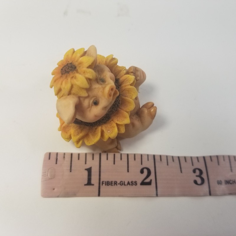 Pig Animal Model Figure Decoration Mini Sunflower Sitting Cute gallery