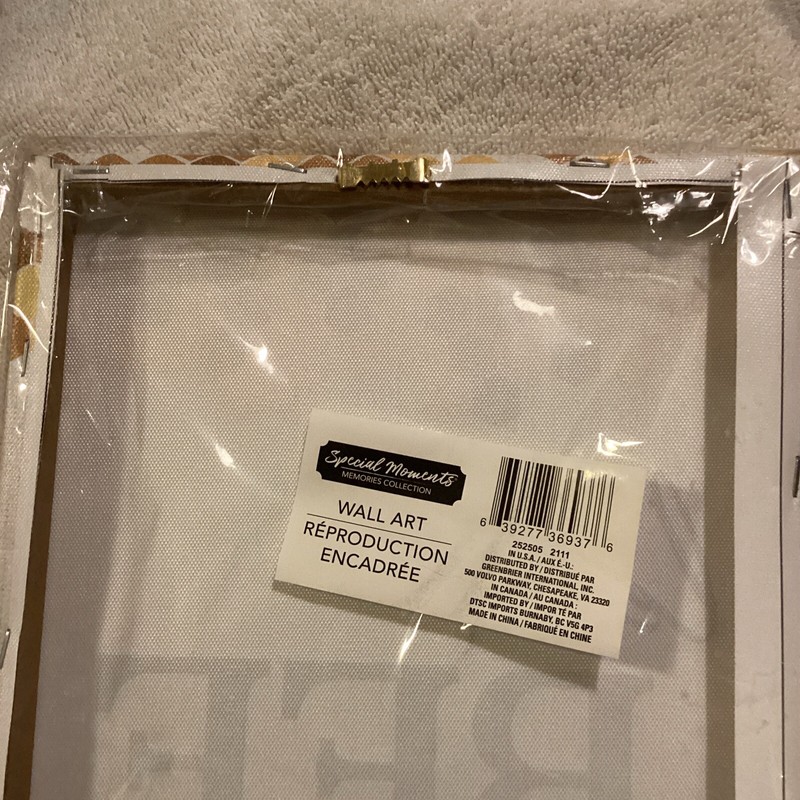 Special Moments “Let It Bee” Wall Art NIP 8-1/2” X 8-/1/2” gallery
