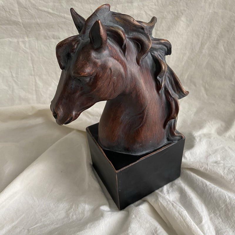 Vintage Resin Horse Head Bust Sculpture Faux Wood Equestrian Statue Shelf Decor gallery