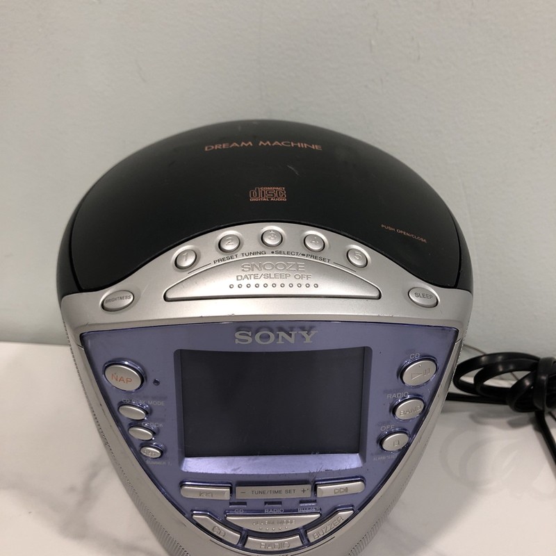 Sony ICF-CD853V Dream Machine CD Player AM/FM/WX Clock Radio – works perfect