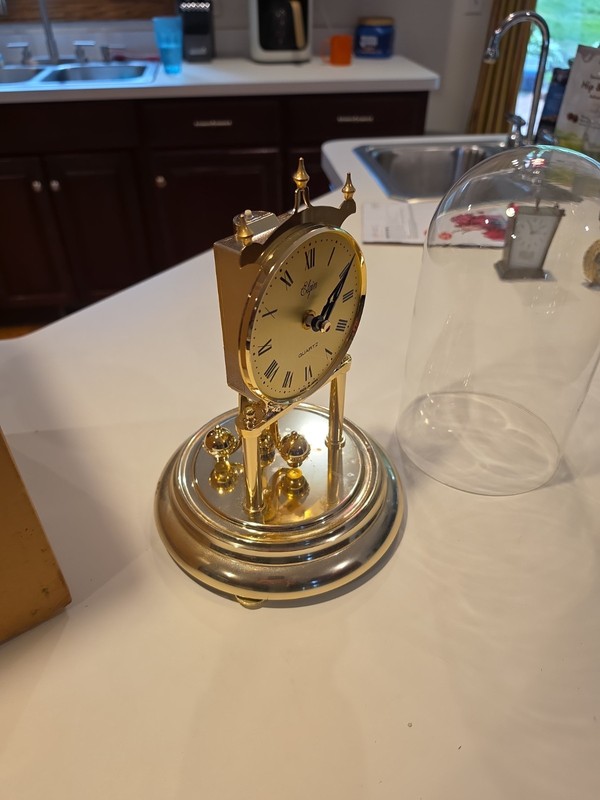 Elgin Glass Dome Quartz Anniversary Clock Rotating Pendulum Mantel Model E-29 gallery