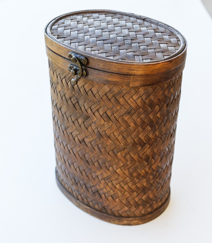 Tropical Tiki Style Vintage Oval Dark Brown Wicker Knitting Basket w Lid & Clasp gallery