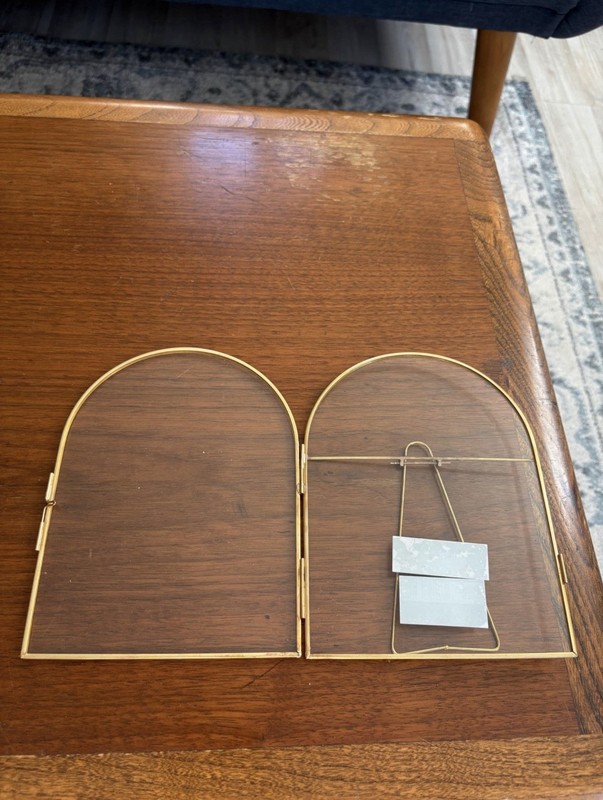 Martha Stewart Gold Brushed Metal & Glass Arch 5x7 Freestanding Frame TM28-578 gallery