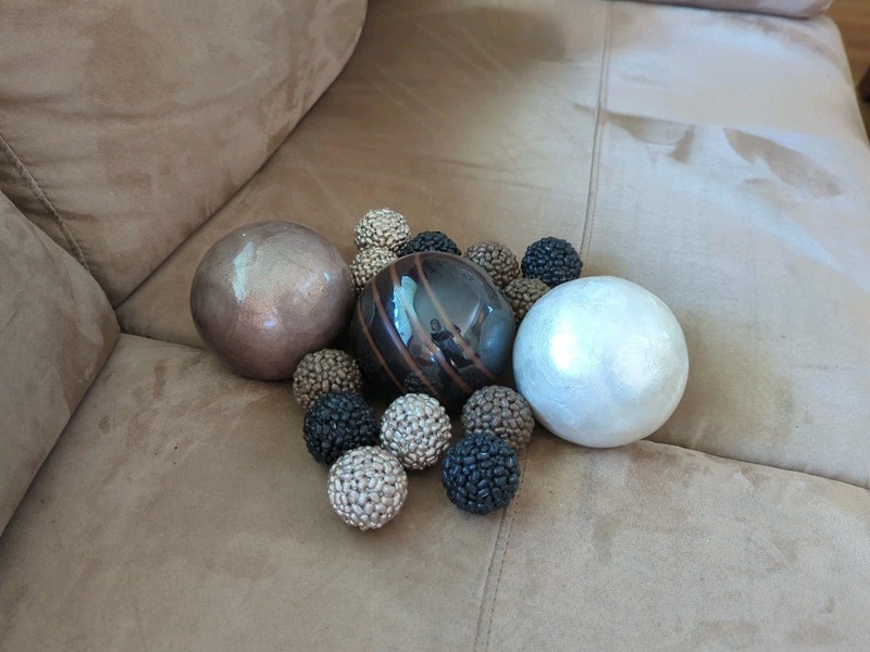 Set of 15 Varied Size & Color Decorative Bowl Filler Balls Spheres Orbs Globes