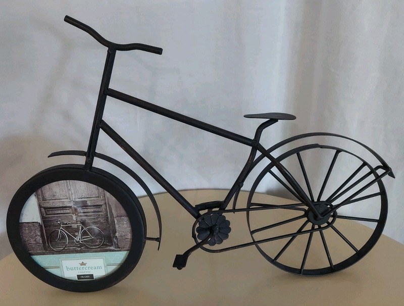 New Metal Bicycle Picture Frame With Kickstand 4.25” Diameter Image
