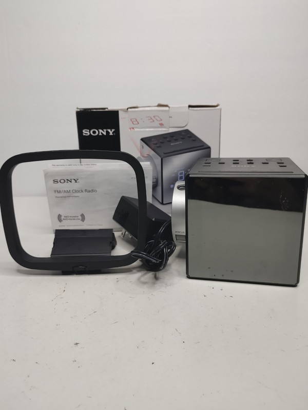 Sony ICF-C1PJ FM/AM Clock Radio with Time Projection Projector– Tested & Working