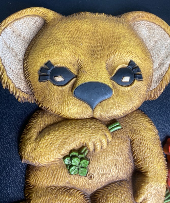 Vintage 70s Koala Bear Flowers Wall Decor Plaque Plastic Resin Dart Ind. USA 12" gallery