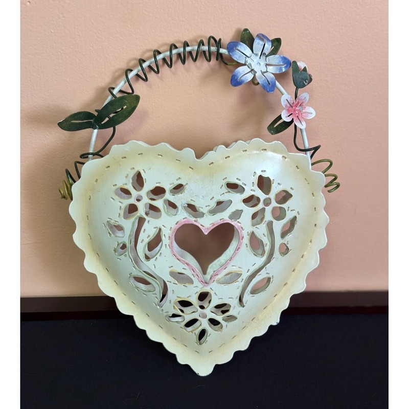 Metal Heart Basket Floral Cut Out Wall Pocket Decor Shabby Chic Cottage 7.5in
