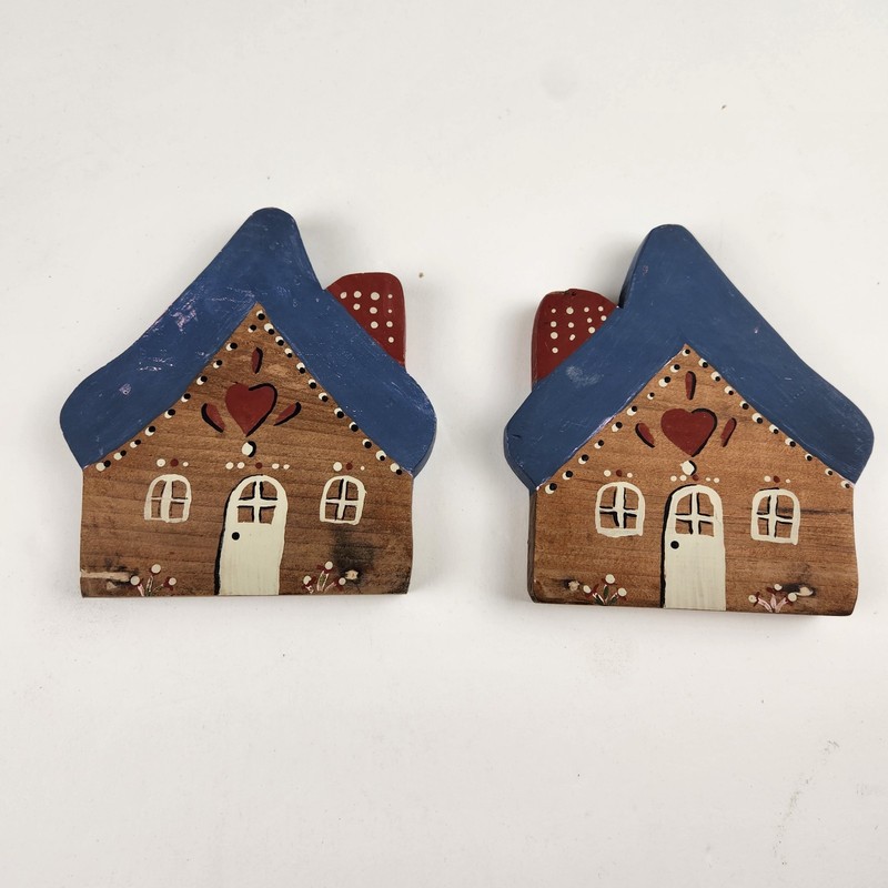 VTG ’70s Folk Art Wood House Plaques Pair Hand Painted Cottage Decor Rustic