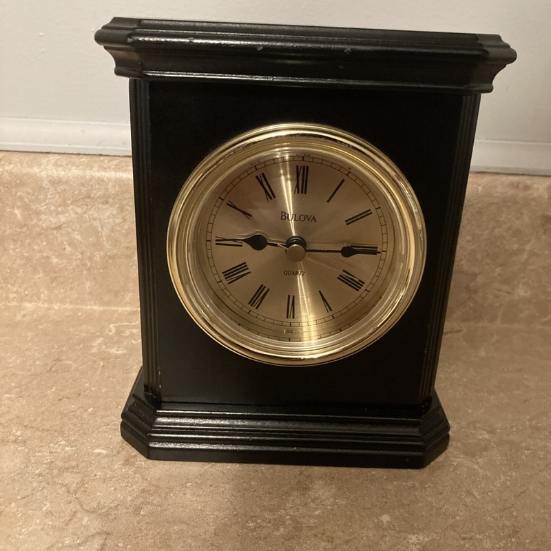 Bulova Wood Mantle Clock In Good Working Condition 7” Tall x 5” Wide x 2” Works