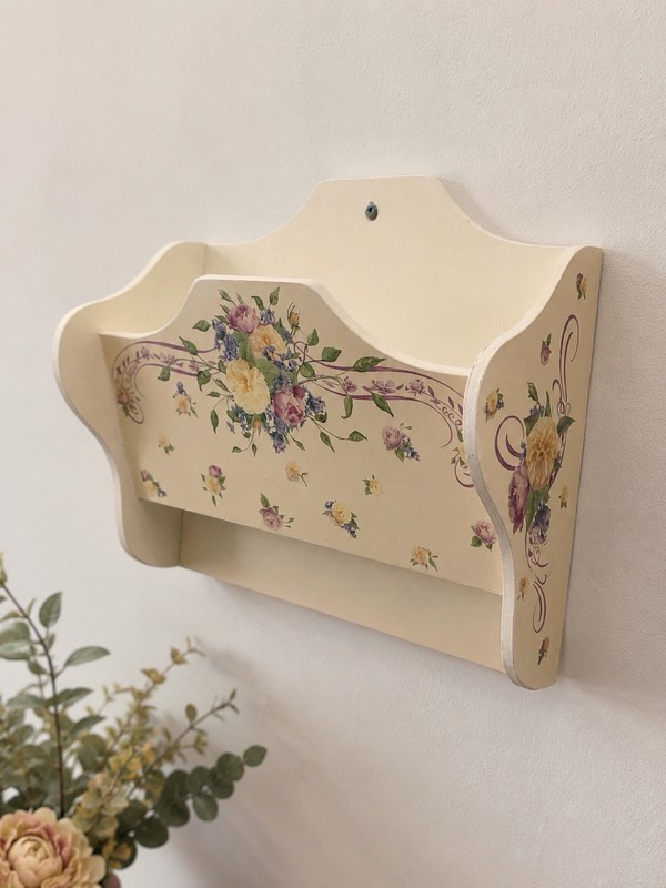 Lady Jayne Vintage Shabby Chic Wooden Wall Pocket Letter Mail Holder Floral Rose