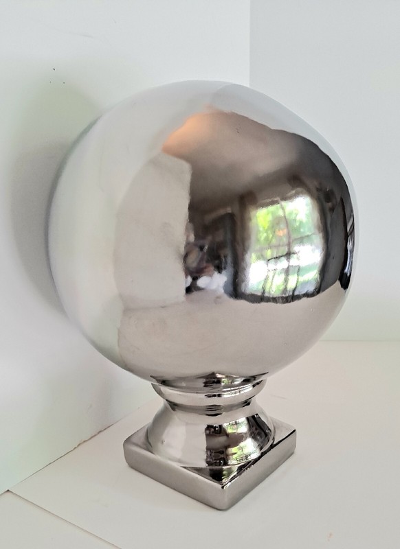 Metallic Ball Party Garden Patio Buffet Dinner Table Decor Conversation Piece gallery
