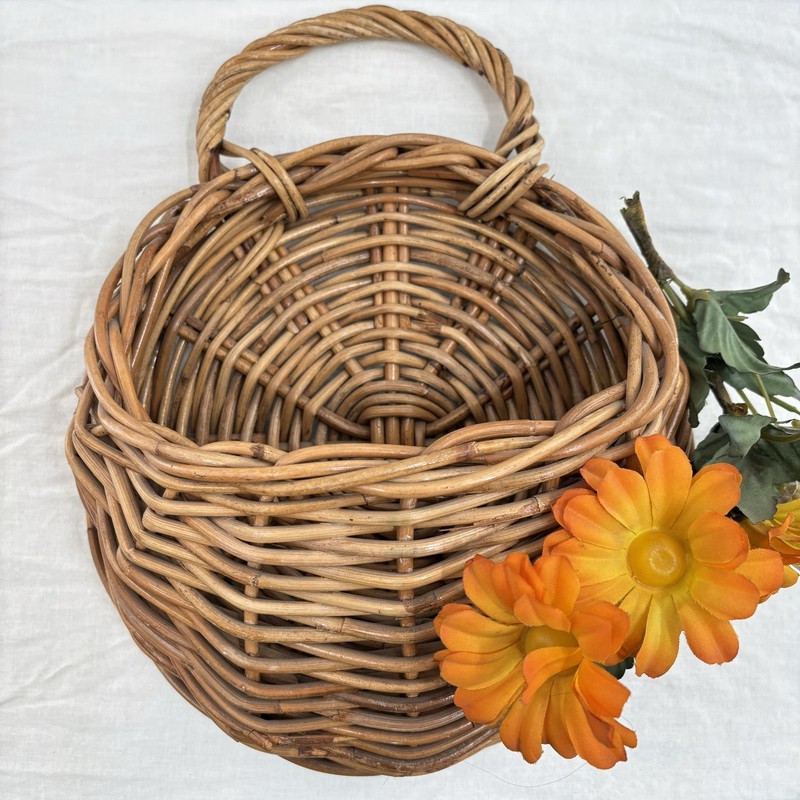 Wall Hanging Pocket Basket Woven Wicker Rustic French Country Farmhouse 10×14″
