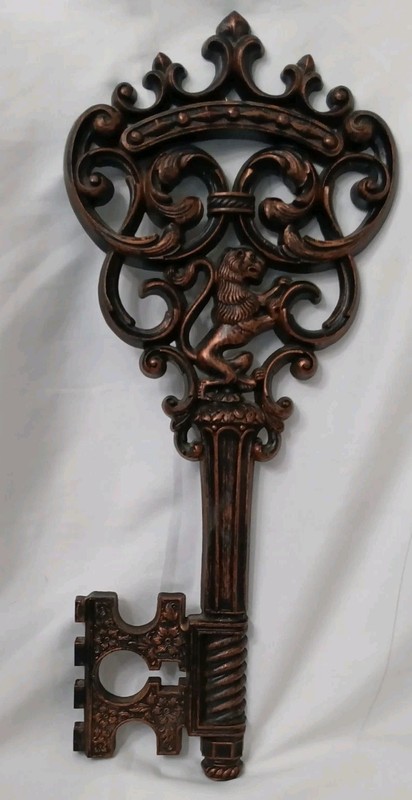 Skeleton Key by Syroco, Coppercraft Guild. Vintage 17″ Medieval Wall Decor