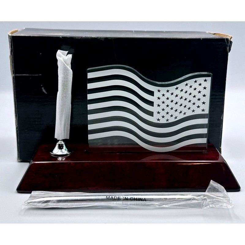 American Flag Etched Glass Desk Pen Set Wood Base Patriotic Executive Gift NEW