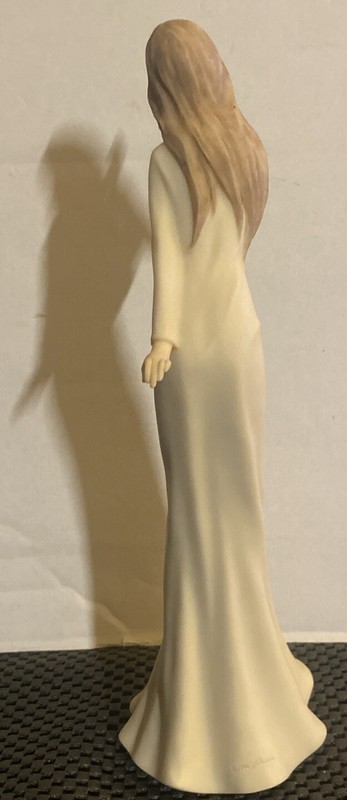 Studio Collection By Veronese Design Young Lady Air Kiss Statuette ~ 10.5” Tall gallery