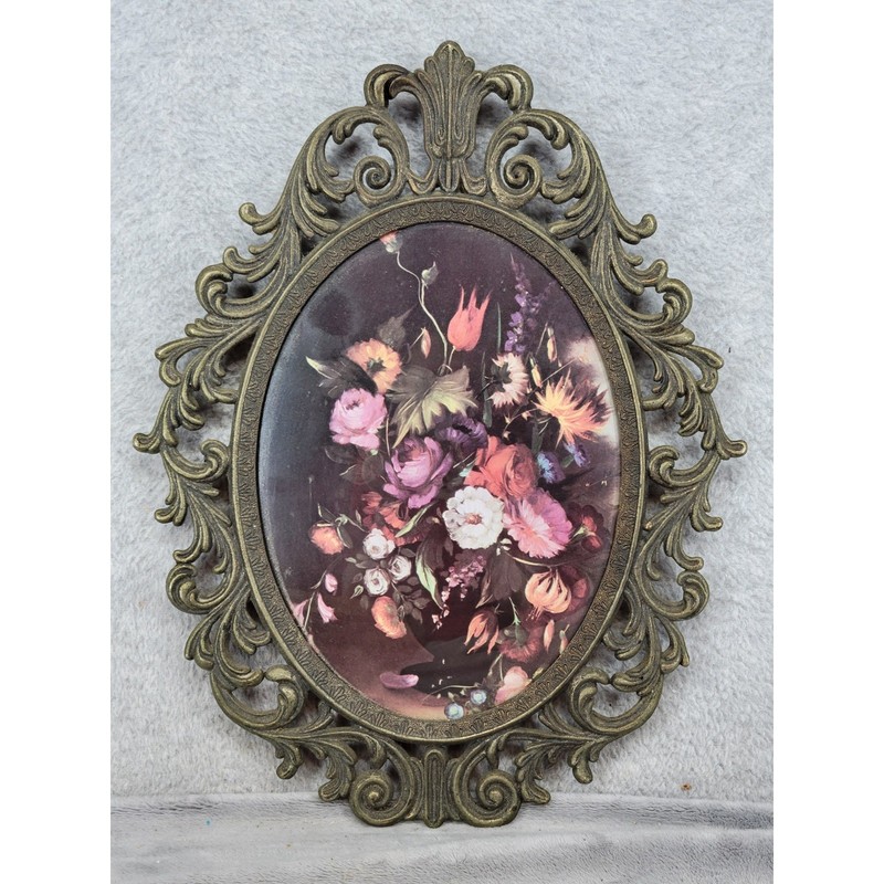 Vintage Ornate Brass Tone Oval Floral Wall Art Baroque Rococo Scroll Frame 13.5″