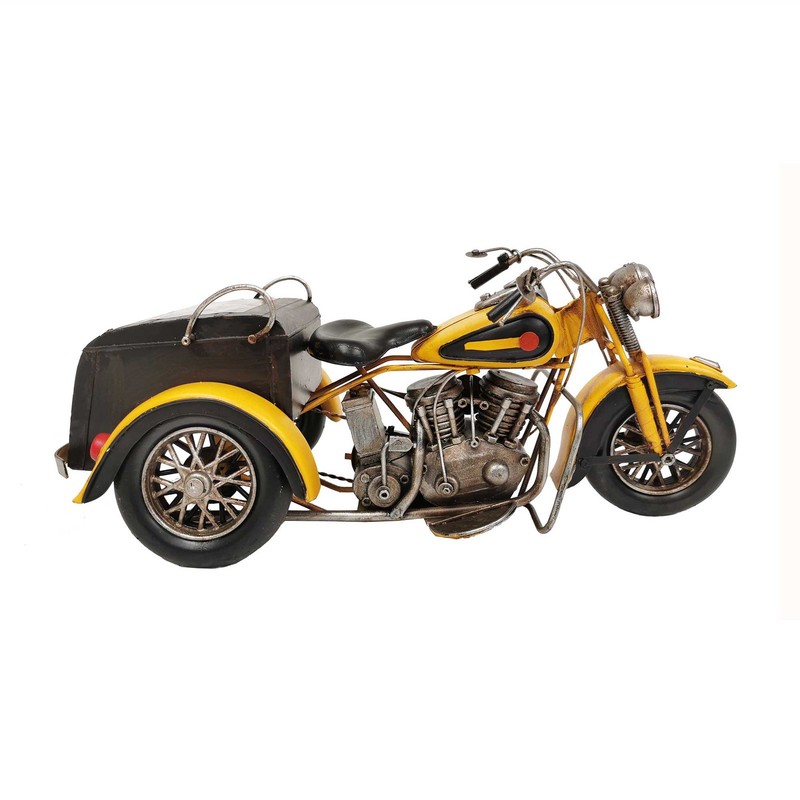 Three Wheeled Motorcycle With Storage Box Decoration