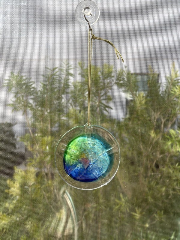Hand Blown Art Glass Suncatcher Blue Green Swirl Disc Window Hanging Decor 3.5″