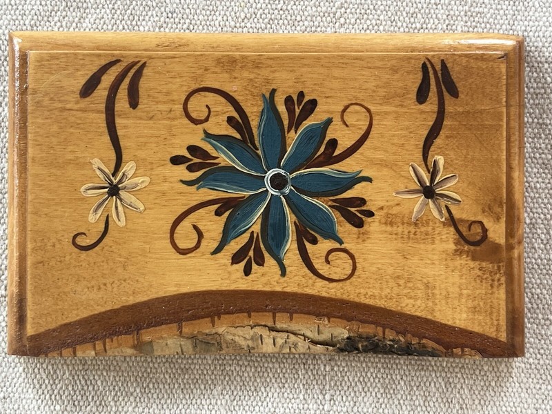 VTG Live Edge Bark Hand Painted Rosemaling Blue Flower & Scroll Wood Plaque