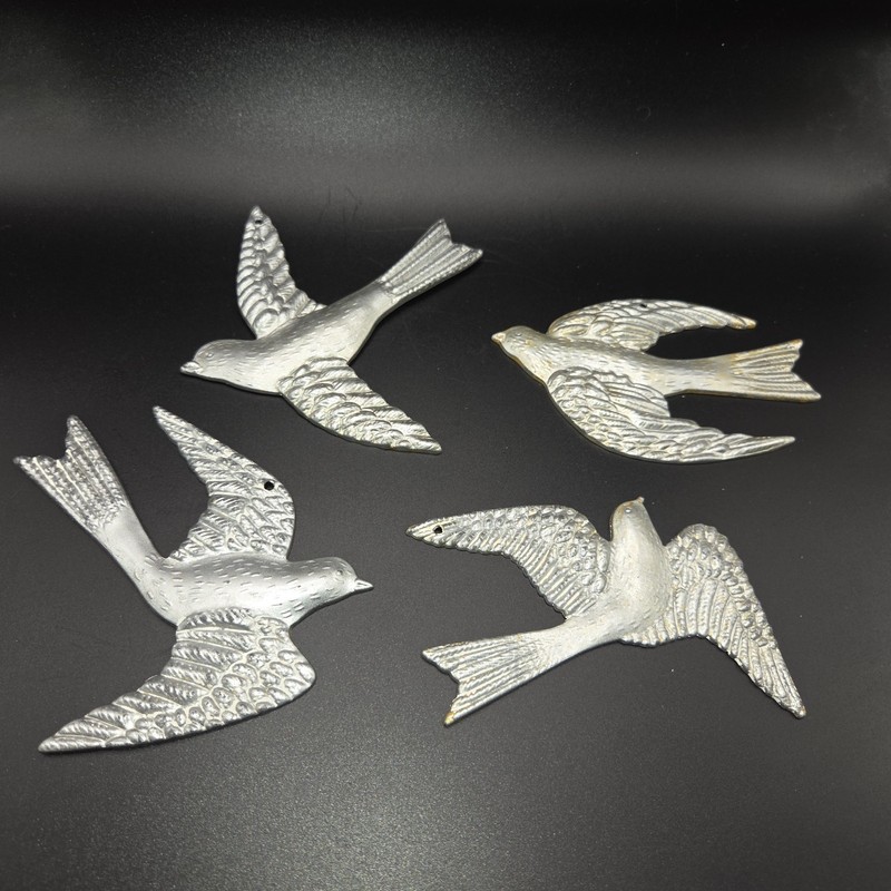 Set Of 4 Metal Birds, Wall Hanging Décor Approximately 4″ In Size