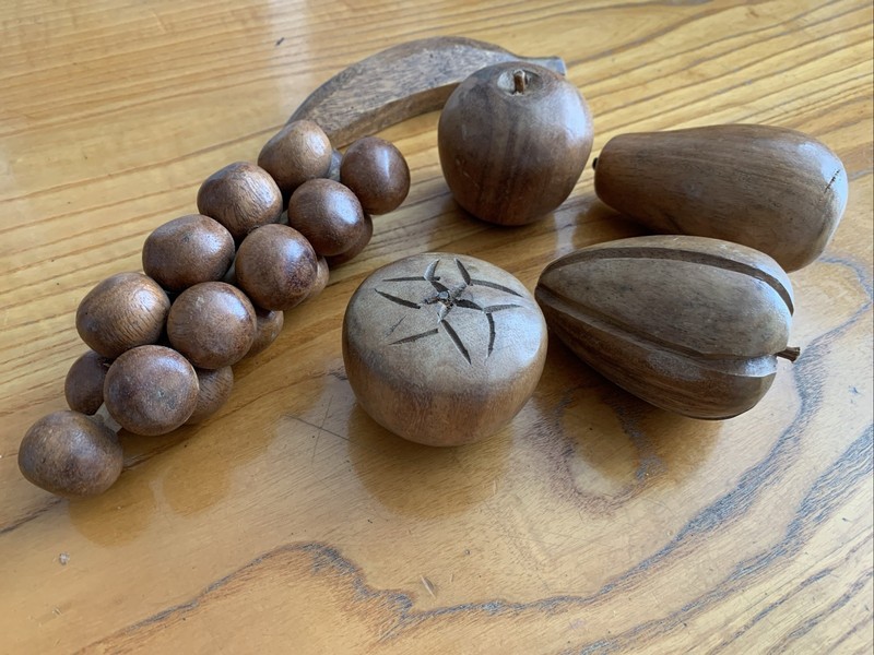 Vintage MCM Hand Carved Wooden Teak Fruit And Vegetable Lot 6 Pieces gallery