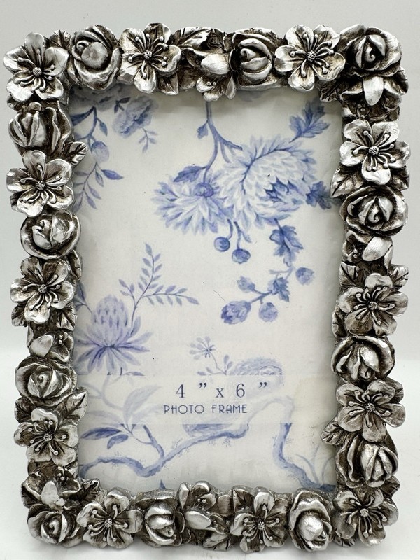 Ornate 3D Floral Silver Photo Picture Frame Fits 4”x6” Resin Material Nice