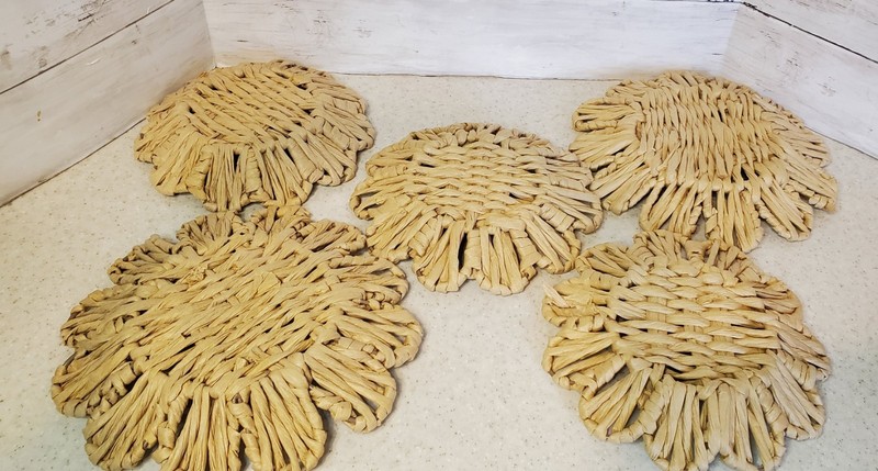Set of 5 Rattan Flower Wall Decor Woven Raffia Wicker Boho Coastal Farmhouse... gallery