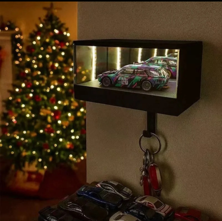 Key Holder for Wall, Infinity Garage Key Hanger with LED Lights, Mirrored Key gallery