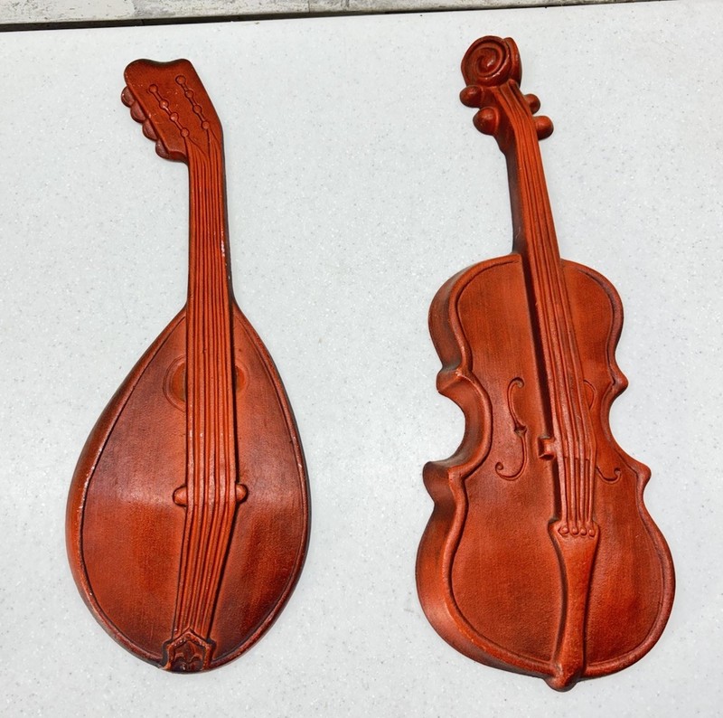 Vintage ROYAL Cast Aluminum Instruments Wall Decor Mandolin & Violin – In Orange