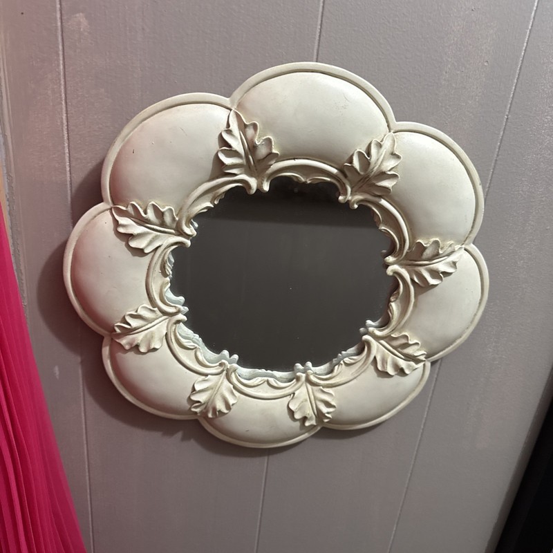 Vintage 14” Ceramic French Country Floral Round White Scalloped Mirror w Leaves