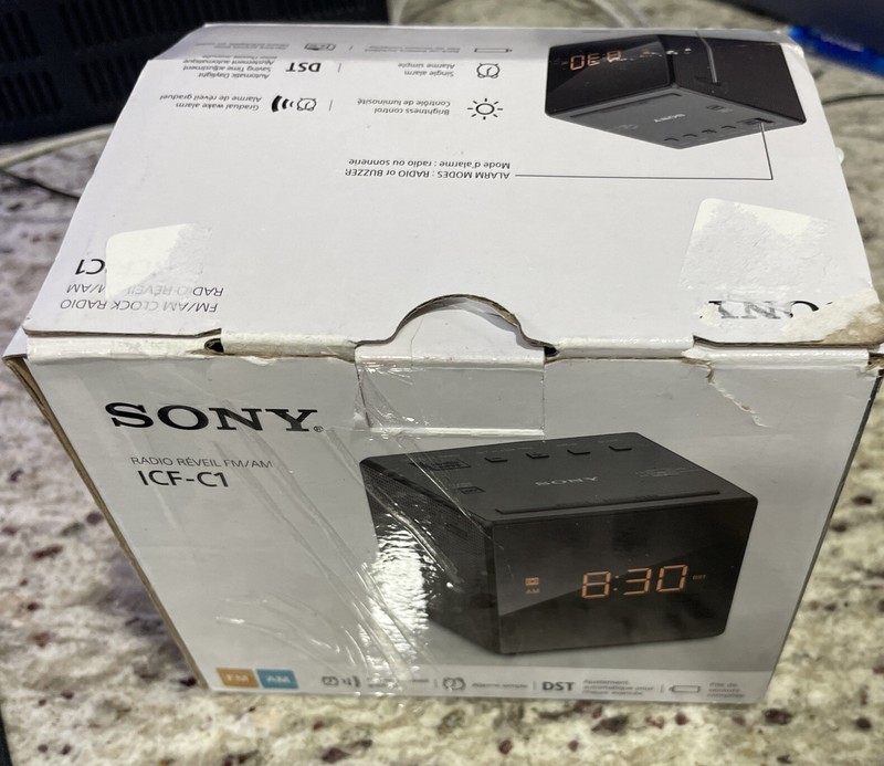 Sony ICF-C1 Desktop Alarm Clock AM FM Radio Black Automatic Set UP Without Box