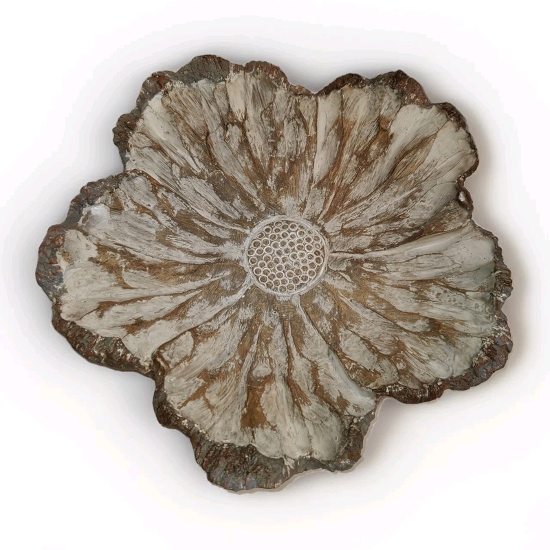 Faux Wood Flower Shape Bowl Coffee Table Entryway Home Decor Resin Centerpiece