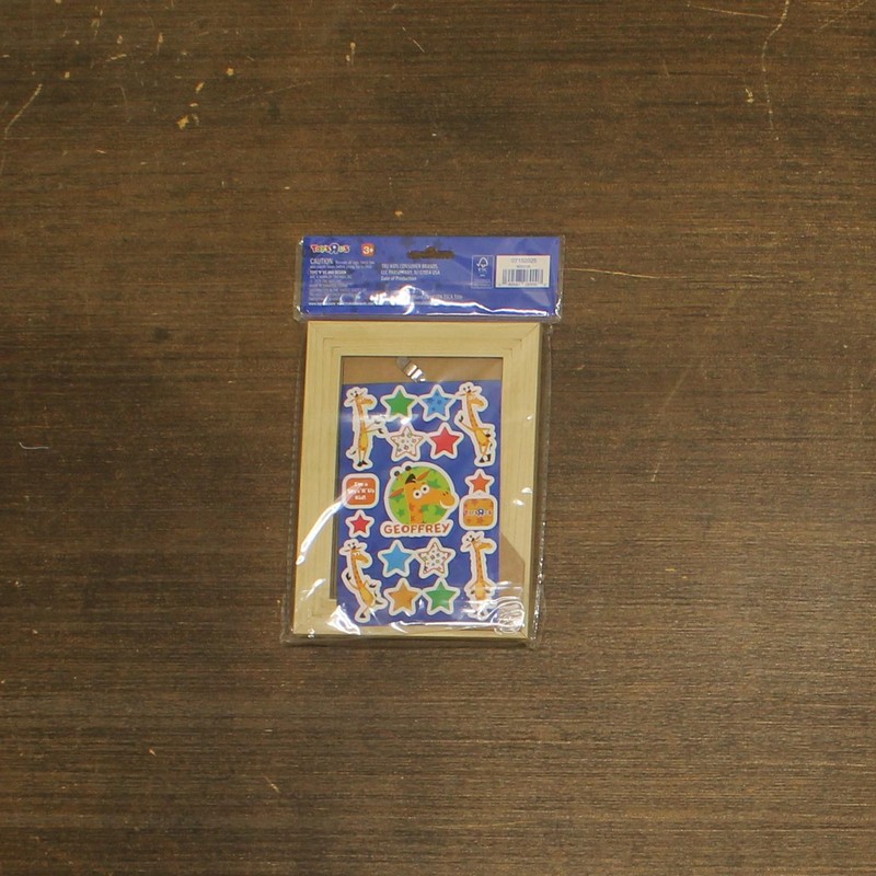 LOT OF 10 Toys R Us Make Your Own Picture Frame Kit Set Brown 4 In .x 6 In. gallery