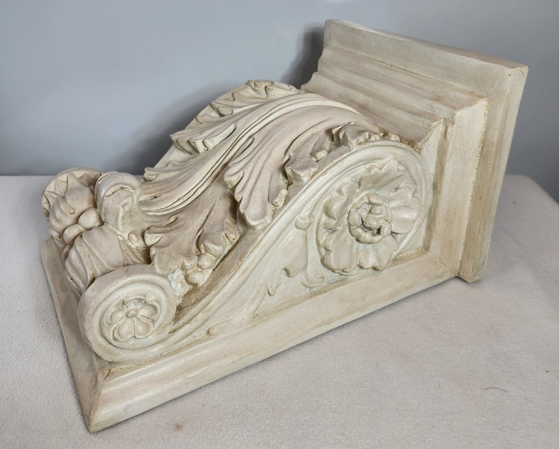 VINTAGE WALL BRACKET SCONCE SHELF GESSO ROCOCO ACANTHUS LEAF REPLICA OFF WHITE