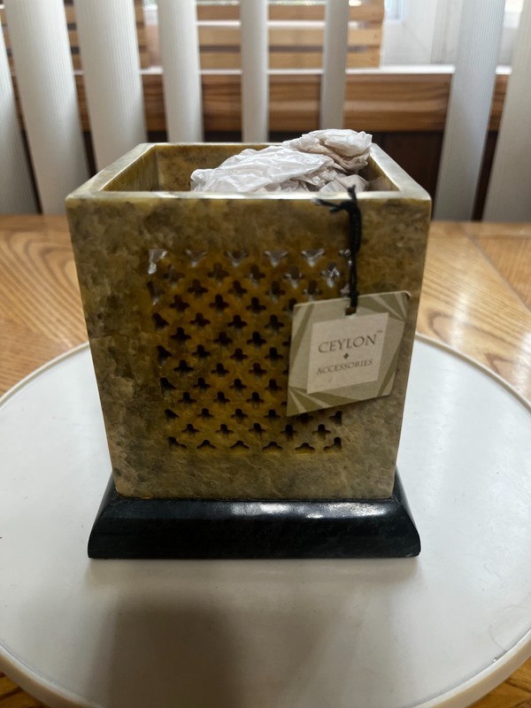 CEYLON TEALIGHT LANTERN SOAPSTONE TEALIGHT/ CANDLE HOLDER DECOR W/ 2 CANDLES
