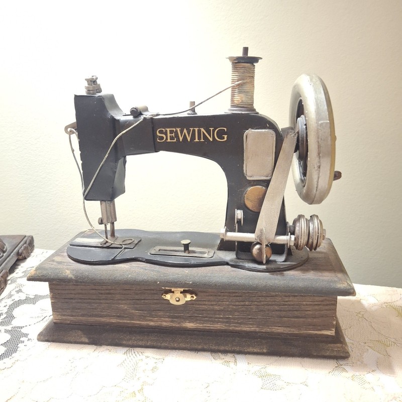 Vintage Style 1920s Decorative Sewing Machine Box Home Decor Approx 9″x 8″in